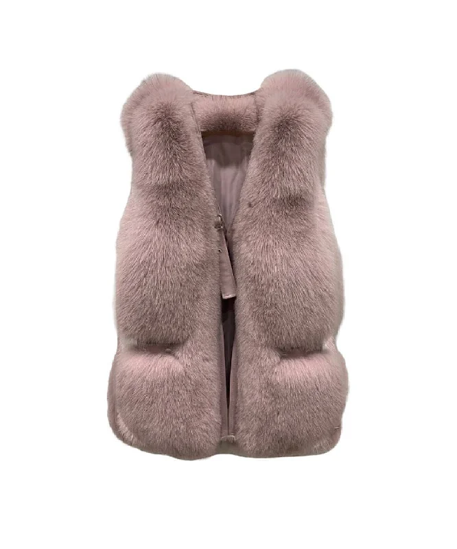 Oversized women's wool coats in a monochromatic look for a trendy outfitGenuine Striped Paneled Fox Fur Vest Gilet In Dusty Pink Oversized women's wool coats in a monochromatic look for a trendy outfitGenuine Striped Paneled Fox Fur Vest Gilet In Dusty Pink