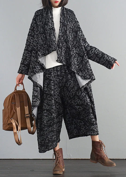 Women's pea coats with brass buttons for a nautical - inspired styleGrey V Neck Asymmetrical Trench Coats And Crop Pants Two Piece Set Fall