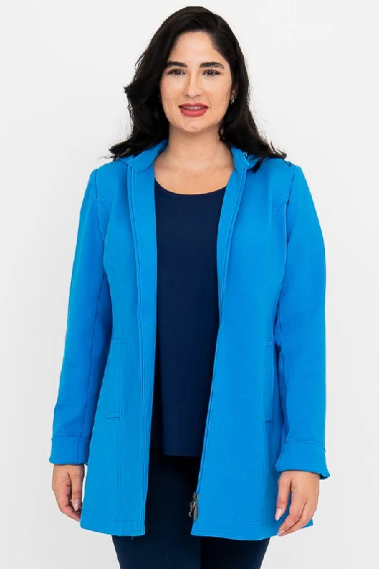 Oversized women's wool coats in a monochromatic look for a trendy outfitHighlands Coat, Waterfall, Modal Oversized women's wool coats in a monochromatic look for a trendy outfitHighlands Coat, Waterfall, Modal