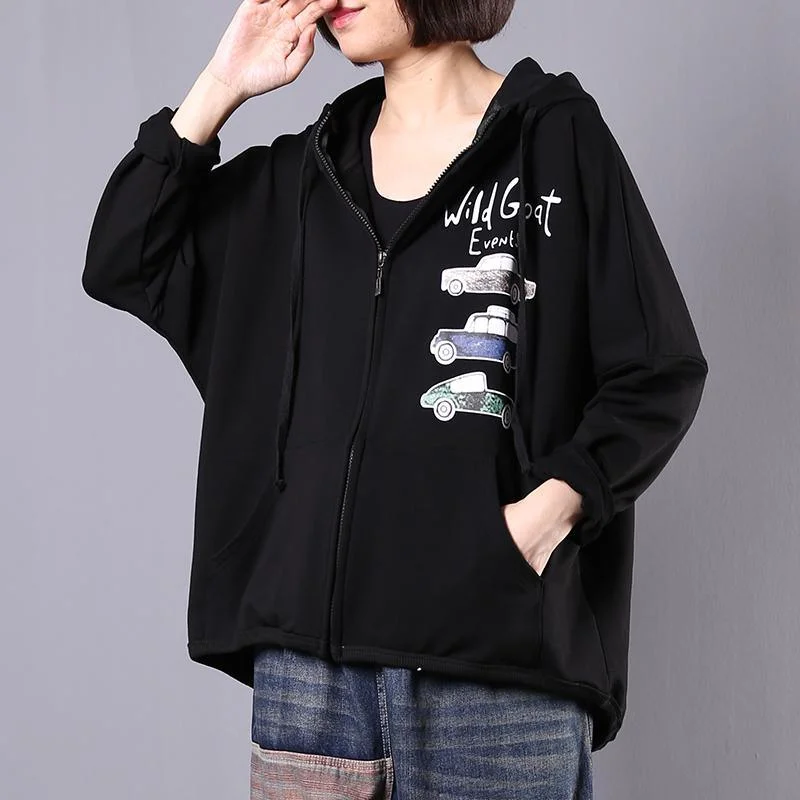 Checkered women's wool coats in a classic pattern for a timeless styleItalian hooded cotton box outwear Neckline black prints coats fall Checkered women's wool coats in a classic pattern for a timeless styleItalian hooded cotton box outwear Neckline black prints coats fall