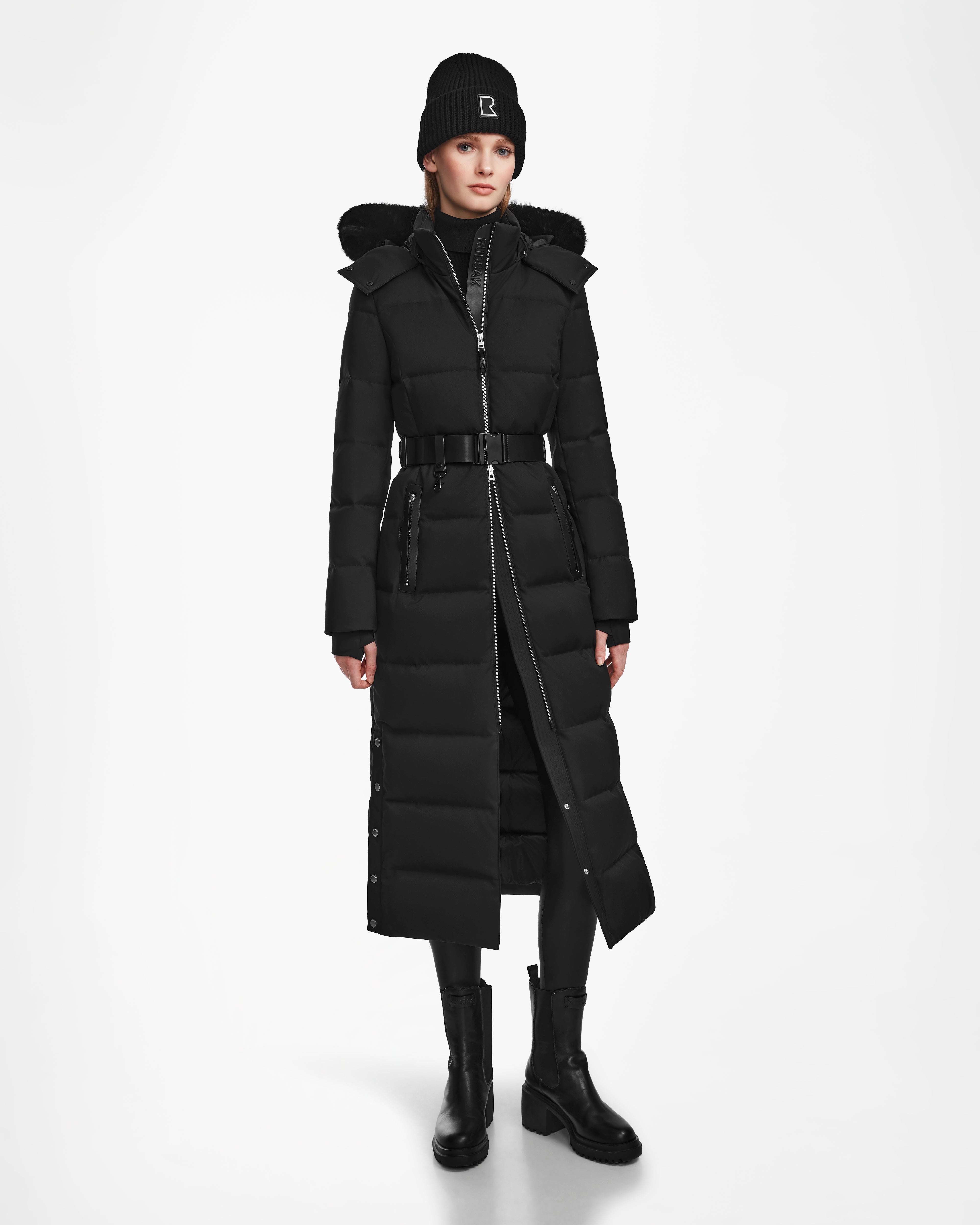 Hooded women's puffer coats in neon colors for high - visibility sportsIZABELLA - L124541 Black Hooded women's puffer coats in neon colors for high - visibility sportsIZABELLA - L124541 Black