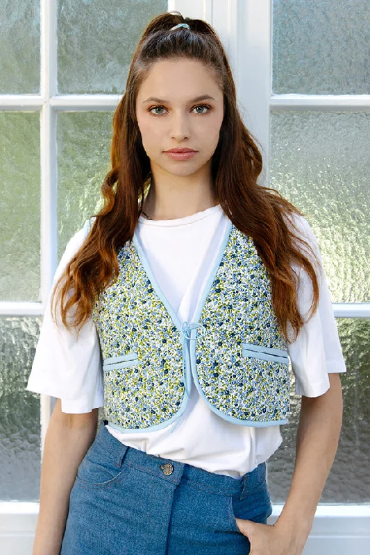 Quilted down women's coats with removable hoods for outdoor activitiesJULIANA MARTEJEVS Emily Vest