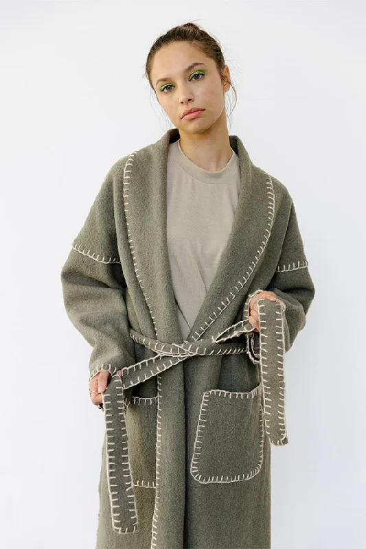 Quilted down women's coats with removable hoods for outdoor activitiesJULIANA MARTEJEVS Kelly Coat