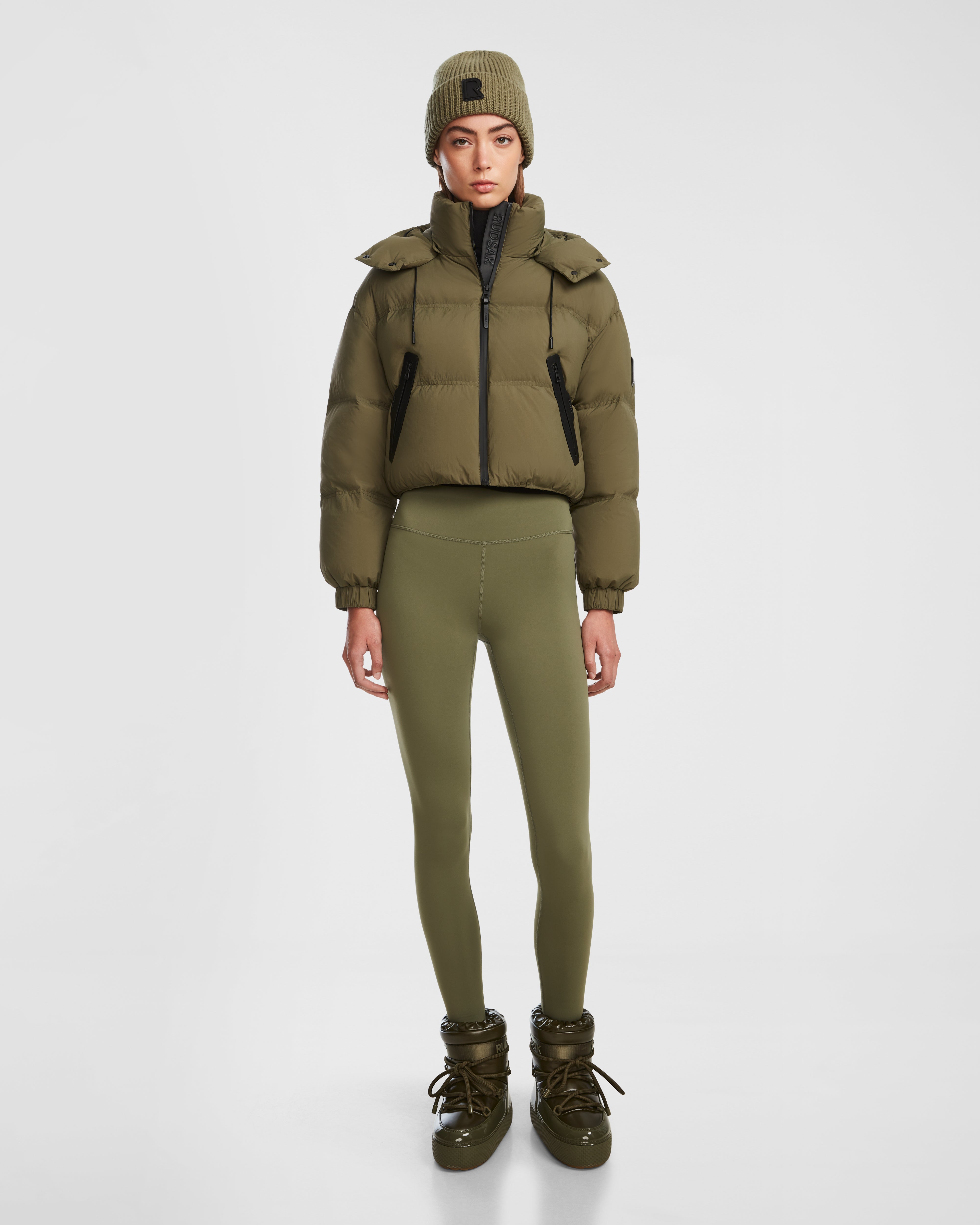 Oversized women's wool coats in a monochromatic look for a trendy outfitKARLEE - 8124721 Loden Green