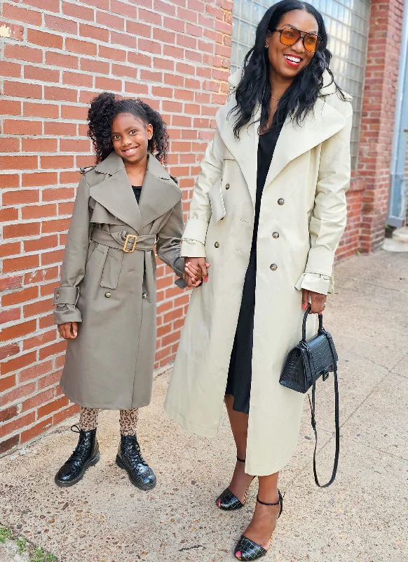 Women's waterproof parka coats with multiple pockets for practicalityKnow Me Child/Woman Trench Coat ME2070