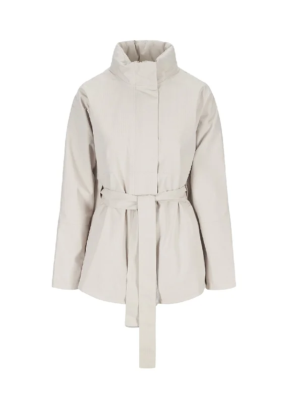 Oversized women's wool coats in a monochromatic look for a trendy outfitKuling Poncho - Sand Oversized women's wool coats in a monochromatic look for a trendy outfitKuling Poncho - Sand