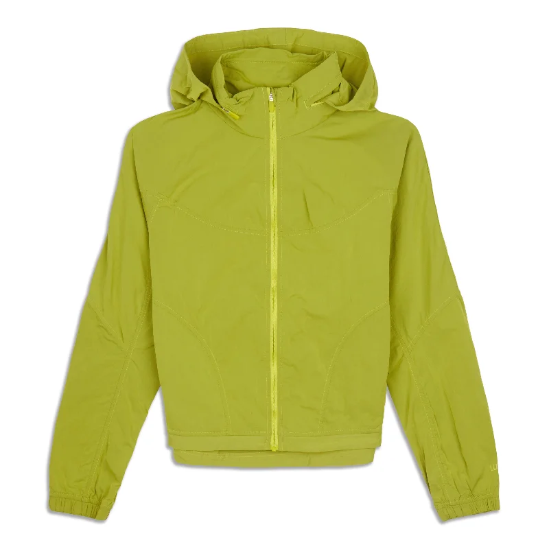 Checkered women's wool coats in a classic pattern for a timeless styleLightweight Hooded Jacket