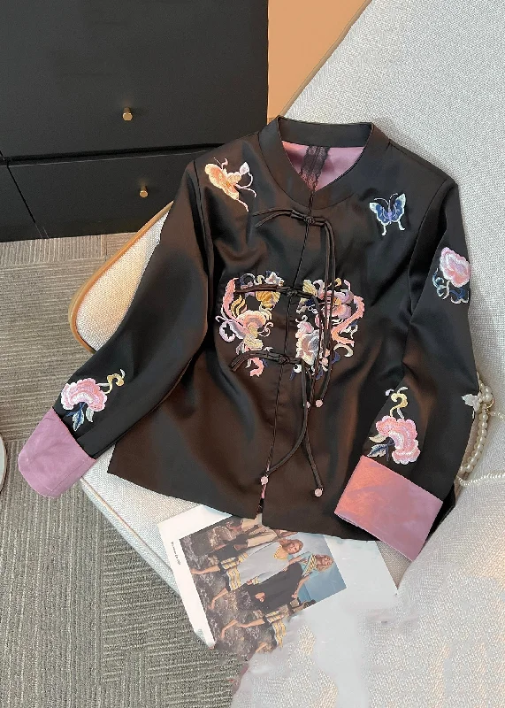 Shearling - lined women's leather coats for ultimate warmth and luxuryLoose Black Embroidered Chinese Button Silk Coat Fall