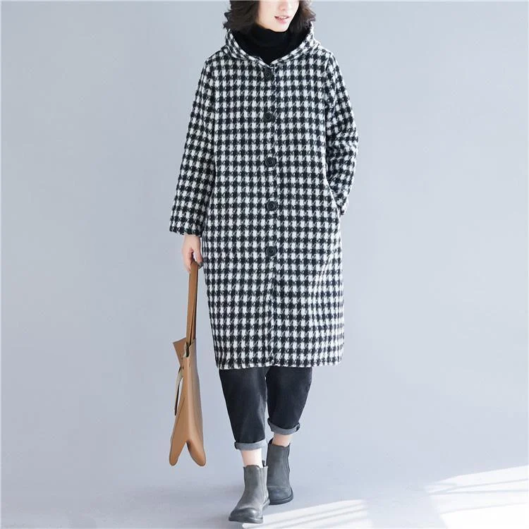Mid - length women's down coats in a slim fit for a modern and sleek appearanceLuxury black Plaid woolen overcoat Loose fitting mid-length coats hooded Mid - length women's down coats in a slim fit for a modern and sleek appearanceLuxury black Plaid woolen overcoat Loose fitting mid-length coats hooded