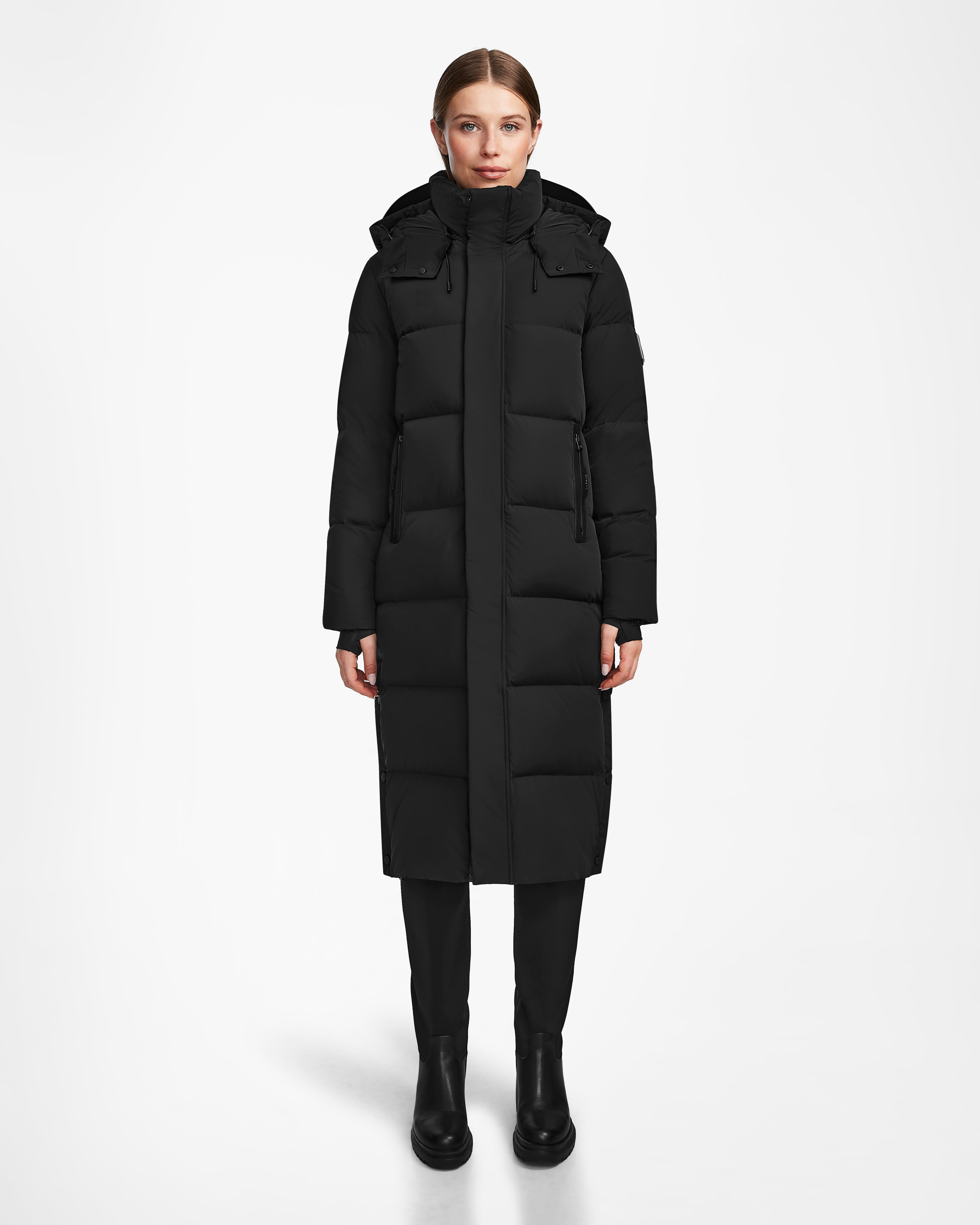 Oversized women's wool coats in a monochromatic look for a trendy outfitMAO - 8124780 Black Oversized women's wool coats in a monochromatic look for a trendy outfitMAO - 8124780 Black