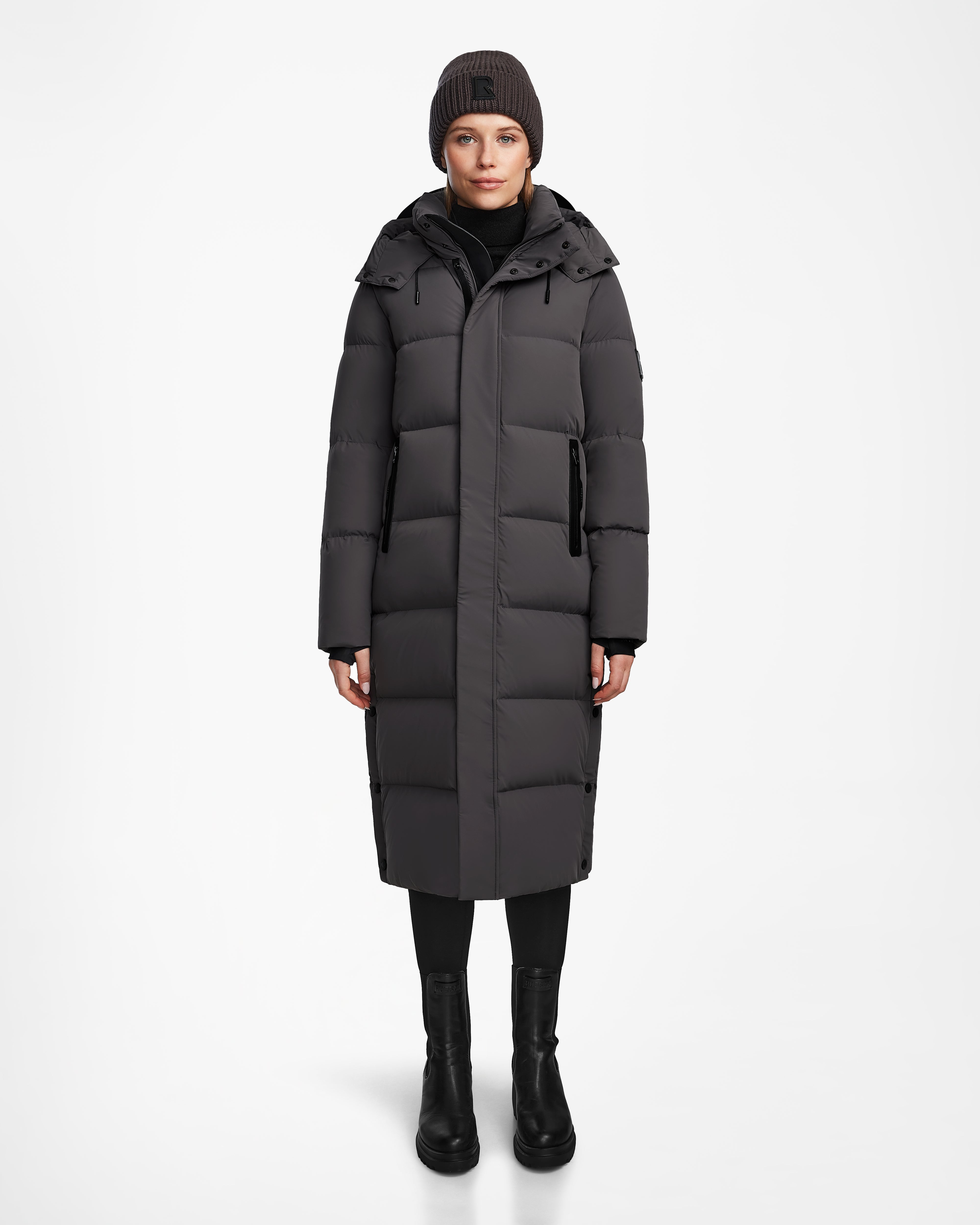 Quilted down women's coats with removable hoods for outdoor activitiesMAO - 8124780 Grey Quilted down women's coats with removable hoods for outdoor activitiesMAO - 8124780 Grey