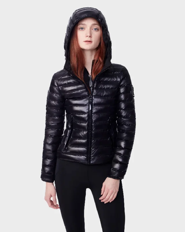 Women's knee - length wool blend coats with a fur collar for added warmthMiria