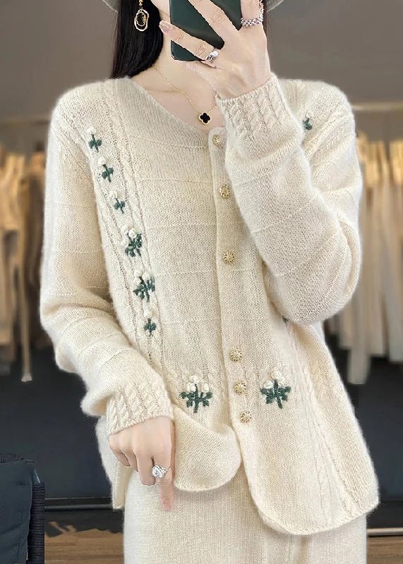 Women's pea coats with brass buttons for a nautical - inspired styleNew Beige Embroideried Button Patchwork Cashmere Knit Coats Fall Women's pea coats with brass buttons for a nautical - inspired styleNew Beige Embroideried Button Patchwork Cashmere Knit Coats Fall