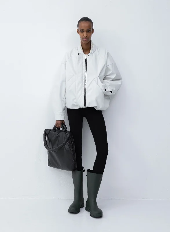 Checkered women's wool coats in a classic pattern for a timeless styleOversized bomber oil | white Checkered women's wool coats in a classic pattern for a timeless styleOversized bomber oil | white