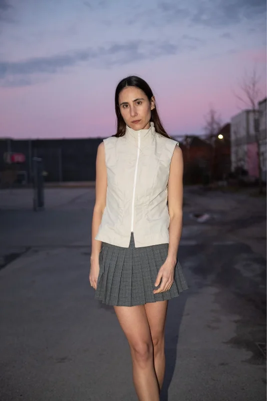Women's long - sleeve wool coats in a houndstooth pattern for a classic charmPuff and Pencil Zip Vest