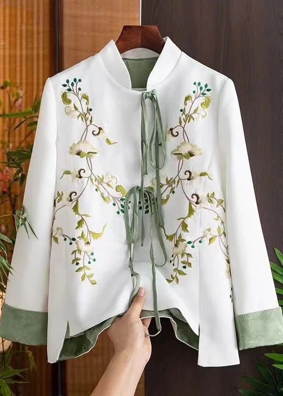 Quilted down women's coats with removable hoods for outdoor activitiesRetro White Stand Collar Embroideried Lace Up Patchwork Cotton Coats Fall Quilted down women's coats with removable hoods for outdoor activitiesRetro White Stand Collar Embroideried Lace Up Patchwork Cotton Coats Fall