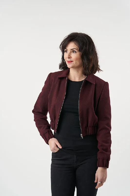 Quilted down women's coats with removable hoods for outdoor activitiesSew Over It Amelia Jacket Quilted down women's coats with removable hoods for outdoor activitiesSew Over It Amelia Jacket
