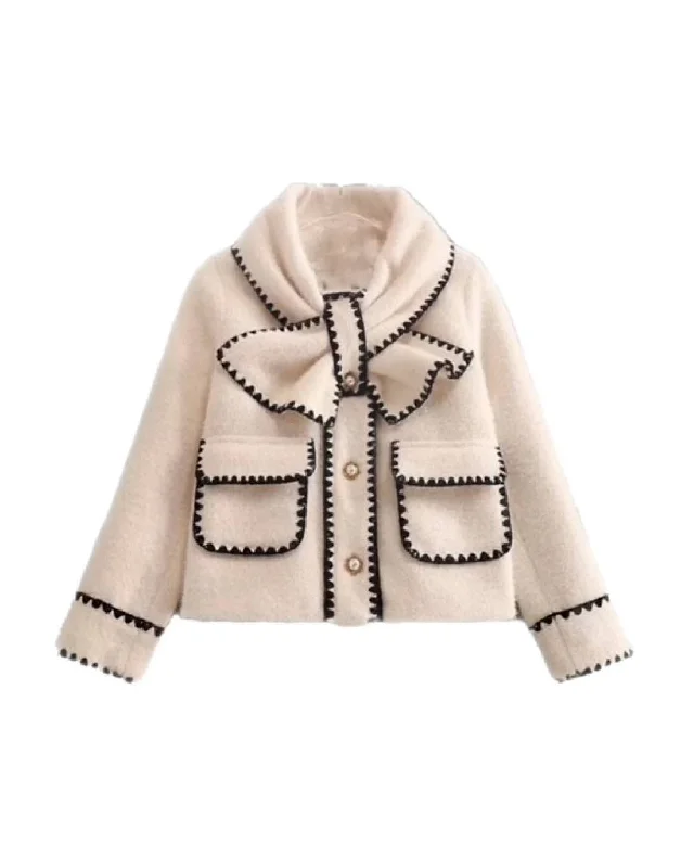 Women's faux fur coats in bright colors for a bold fashion statementShort Coat With Contrast Edges Women's faux fur coats in bright colors for a bold fashion statementShort Coat With Contrast Edges
