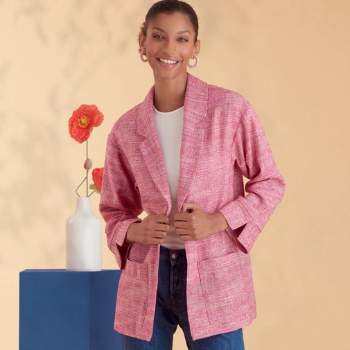 Petite women's wool blend coats with a tailored fit for a flattering silhouetteSimplicity Jacket S9468 Petite women's wool blend coats with a tailored fit for a flattering silhouetteSimplicity Jacket S9468