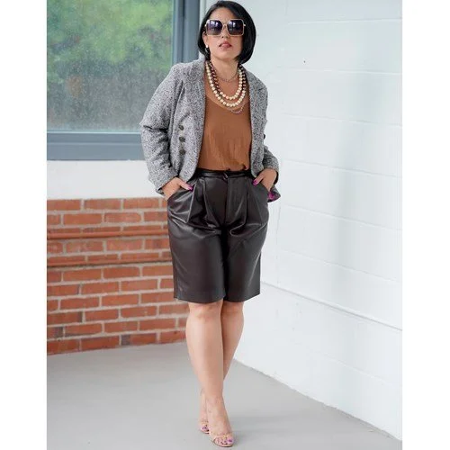Quilted down women's coats with removable hoods for outdoor activitiesSimplicity Jacket, Trousers and Shorts S9381 Quilted down women's coats with removable hoods for outdoor activitiesSimplicity Jacket, Trousers and Shorts S9381