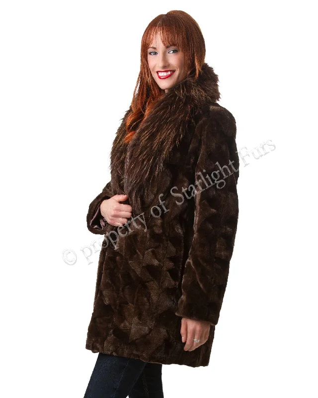 Women's cropped leather coats with silver studs for an edgy look72 | Sheared Mink Coat Women's cropped leather coats with silver studs for an edgy look72 | Sheared Mink Coat