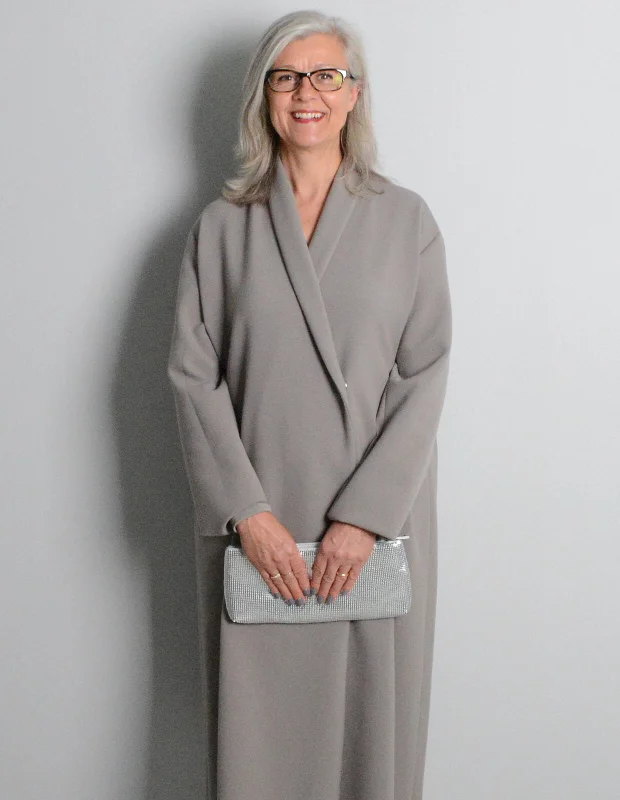 Women's knee - length wool blend coats with a fur collar for added warmthThe Maker's Atelier Shawl Collar Coat Women's knee - length wool blend coats with a fur collar for added warmthThe Maker's Atelier Shawl Collar Coat