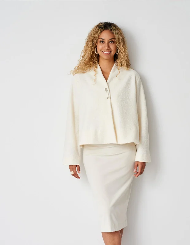 Shearling - lined women's leather coats for ultimate warmth and luxuryThe Maker's Atelier Swing Jacket Shearling - lined women's leather coats for ultimate warmth and luxuryThe Maker's Atelier Swing Jacket