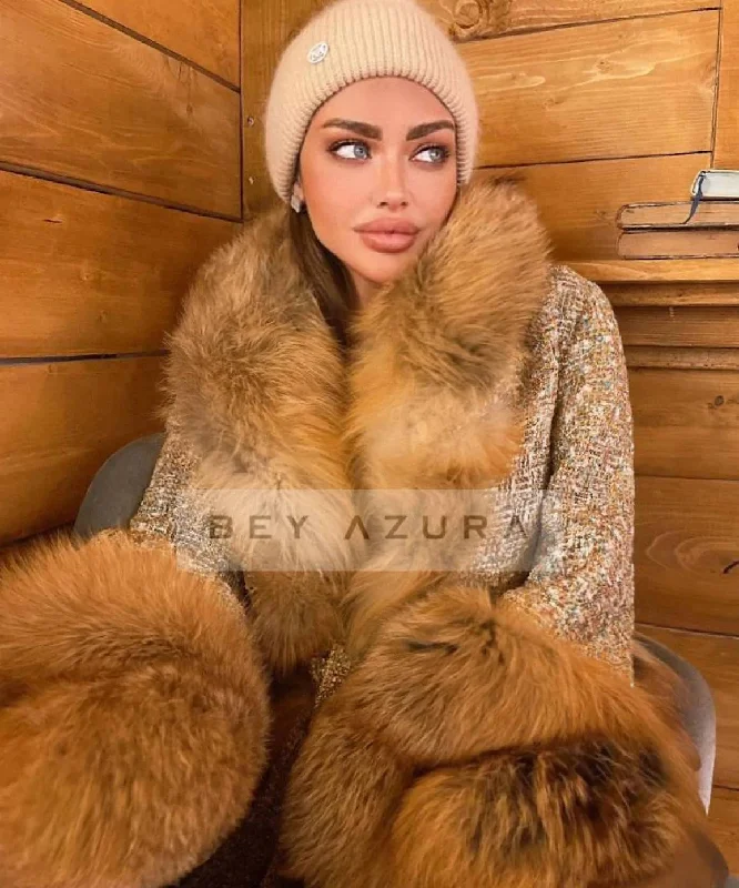 Women's knee - length wool blend coats with a fur collar for added warmthTweed Fox Fur Trim Belted Wool Coat In Multi Color Women's knee - length wool blend coats with a fur collar for added warmthTweed Fox Fur Trim Belted Wool Coat In Multi Color