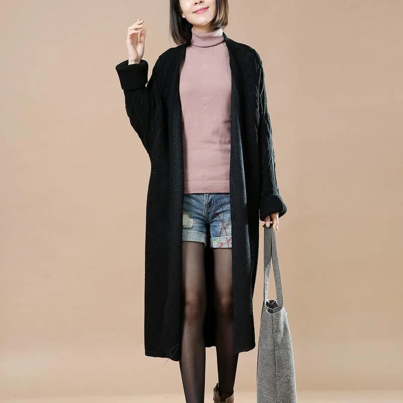 Women's knee - length wool blend coats with a fur collar for added warmthvintage black woolen sweater cardigans patchwork wool jackets oversized long coats Fine Jackets & Coats Women's knee - length wool blend coats with a fur collar for added warmthvintage black woolen sweater cardigans patchwork wool jackets oversized long coats Fine Jackets & Coats