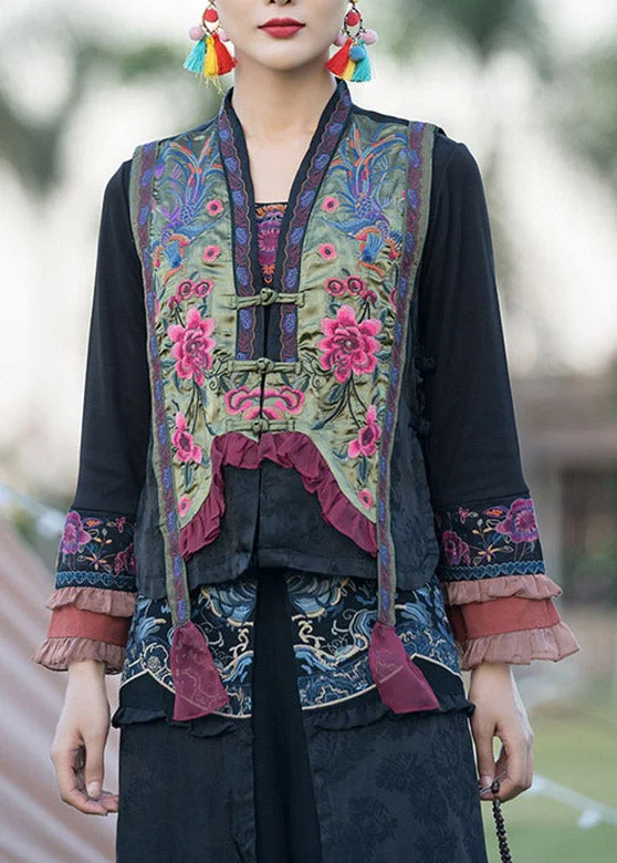 Checkered women's wool coats in a classic pattern for a timeless styleVintage Green V Neck Embroidered Floral Button Satins Waistcoat Spring Checkered women's wool coats in a classic pattern for a timeless styleVintage Green V Neck Embroidered Floral Button Satins Waistcoat Spring