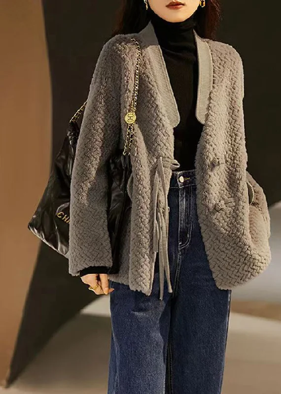 Petite women's wool blend coats with a tailored fit for a flattering silhouetteVintage Grey V Neck Pockets Button Patchwork Wool Coat Winter Petite women's wool blend coats with a tailored fit for a flattering silhouetteVintage Grey V Neck Pockets Button Patchwork Wool Coat Winter
