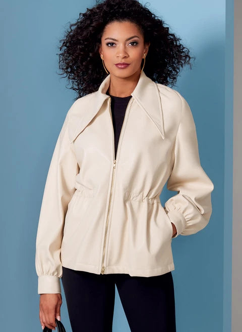Long women's mac coats in a lightweight fabric for spring showersVogue Jacket V1840
