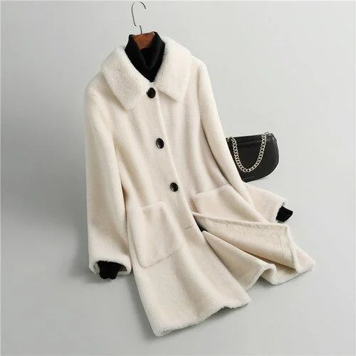 Checkered women's wool coats in a classic pattern for a timeless styleWinter Casual Women's Knitted Sheep Shearling Wool Pocket Coats & Jackets Checkered women's wool coats in a classic pattern for a timeless styleWinter Casual Women's Knitted Sheep Shearling Wool Pocket Coats & Jackets