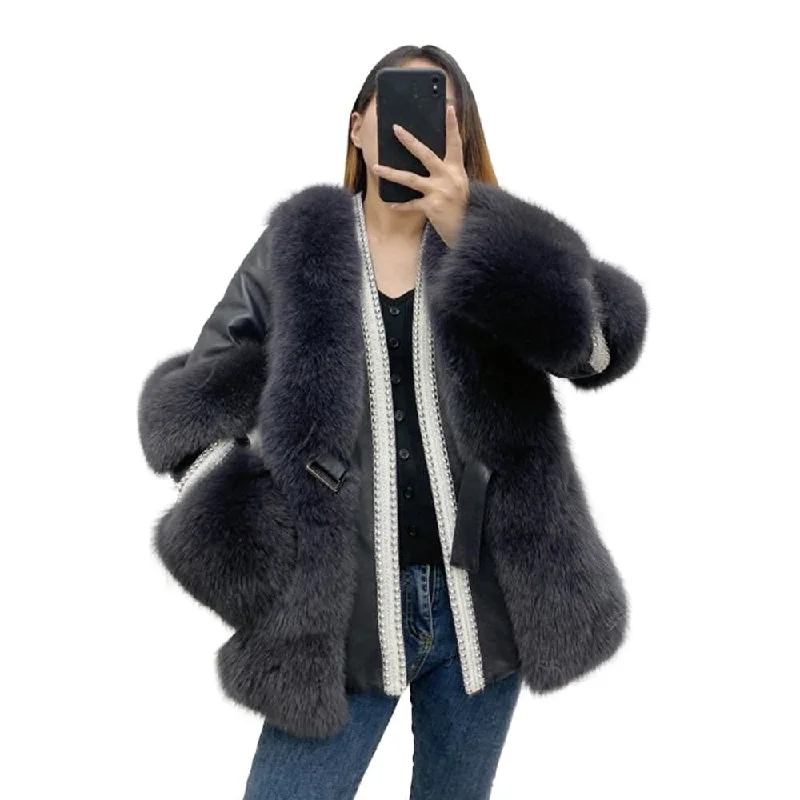 Checkered women's wool coats in a classic pattern for a timeless styleWinter Thick Women's Genuine Sheepskin Leather Real Fox Fur Coats & Jackets