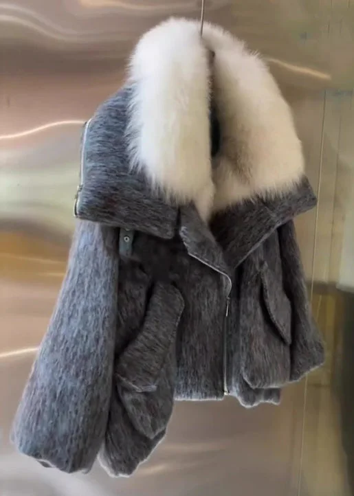 Women's waterproof parka coats with multiple pockets for practicalityWomen Grey Fur Collar Pockets Cotton Filled Coat Winter Women's waterproof parka coats with multiple pockets for practicalityWomen Grey Fur Collar Pockets Cotton Filled Coat Winter