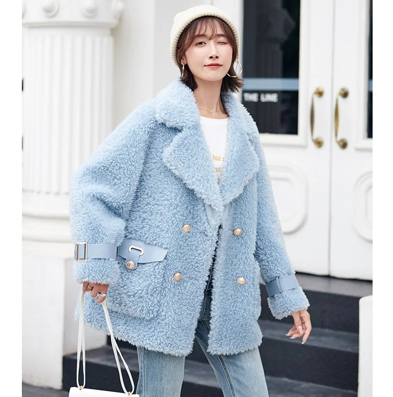 Women's waterproof parka coats with multiple pockets for practicalityWomen's Casual 100% Real Wool Shearling Jacket for Autumn and Winter Women's waterproof parka coats with multiple pockets for practicalityWomen's Casual 100% Real Wool Shearling Jacket for Autumn and Winter