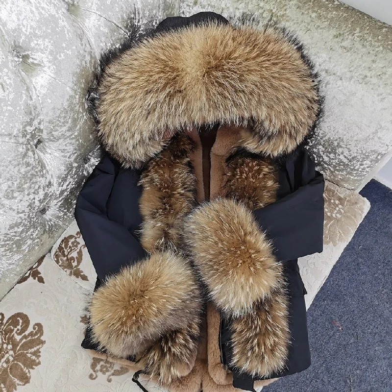 Women's faux fur coats in bright colors for a bold fashion statementWomen's High Street Winter Jacket with Long Sleeves and Racoon Fur Collar