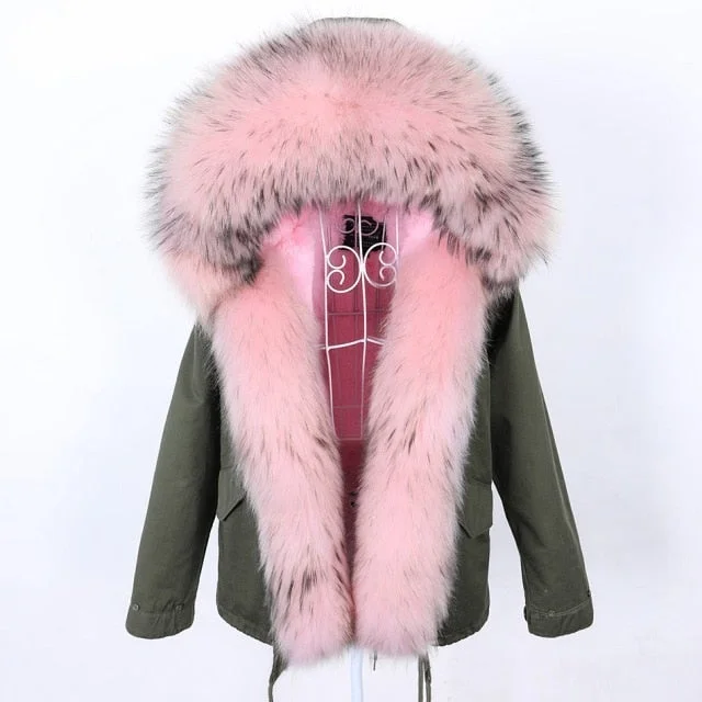 Mid - length women's down coats in a slim fit for a modern and sleek appearanceWomen's Natural Raccoon Fur Collared Thick Winter Jacket with Zipper Mid - length women's down coats in a slim fit for a modern and sleek appearanceWomen's Natural Raccoon Fur Collared Thick Winter Jacket with Zipper