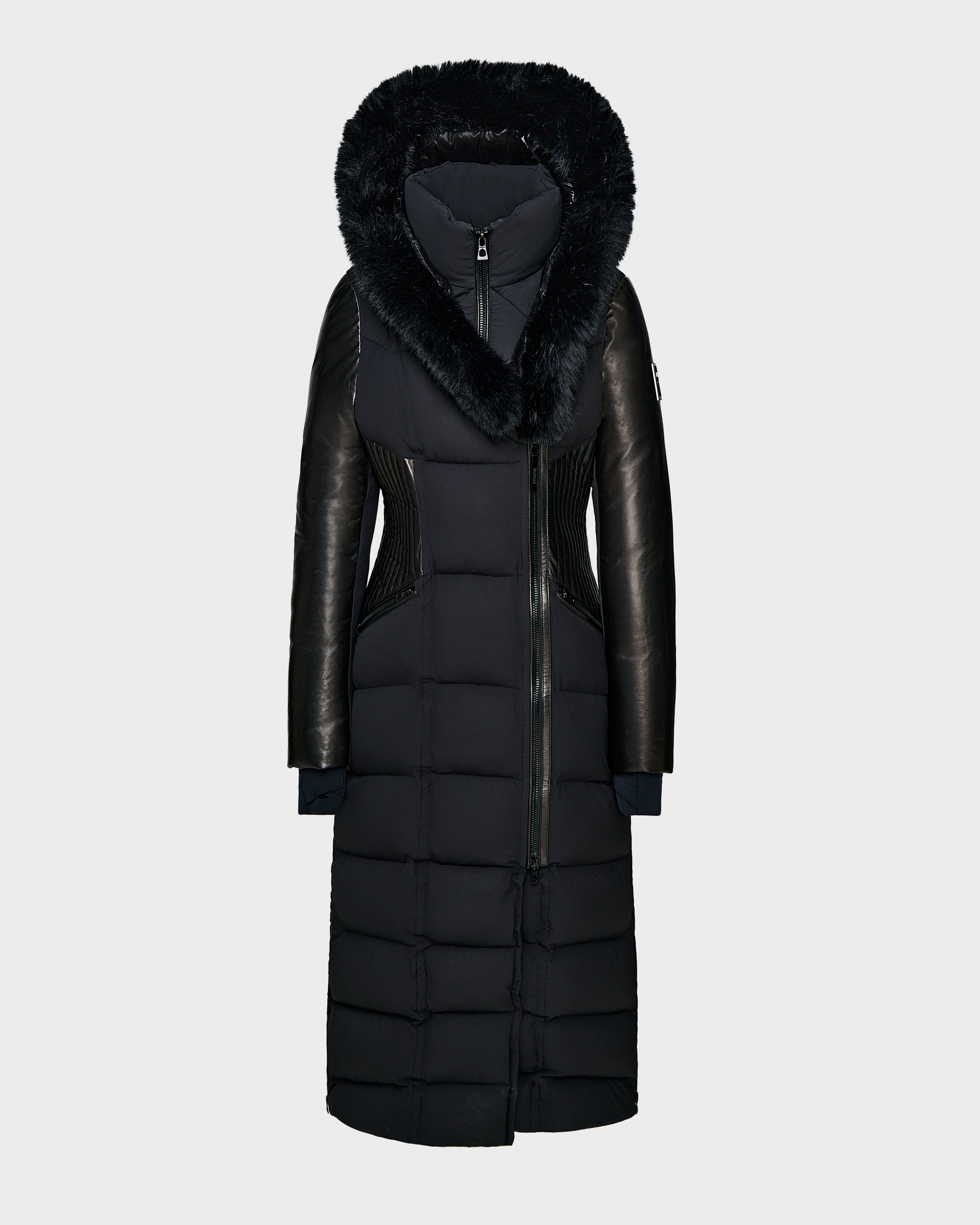 Oversized women's wool coats in a monochromatic look for a trendy outfitSHANNON - 8121511 BLACK Oversized women's wool coats in a monochromatic look for a trendy outfitSHANNON - 8121511 BLACK