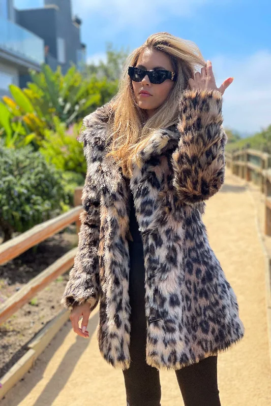 Water - resistant women's trench coats with adjustable cuffs for rainy daysWomen's Short Duchess Coat in "Cheetah" Water - resistant women's trench coats with adjustable cuffs for rainy daysWomen's Short Duchess Coat in "Cheetah"