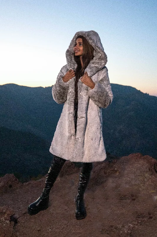 Women's waterproof parka coats with multiple pockets for practicalityWomen's Short Playa Coat in "Seraphin" Women's waterproof parka coats with multiple pockets for practicalityWomen's Short Playa Coat in "Seraphin"