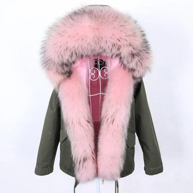 Women's knee - length wool blend coats with a fur collar for added warmthWomen's Thick Warm Racoon Fur Collared Solid Colored Winter Jacket