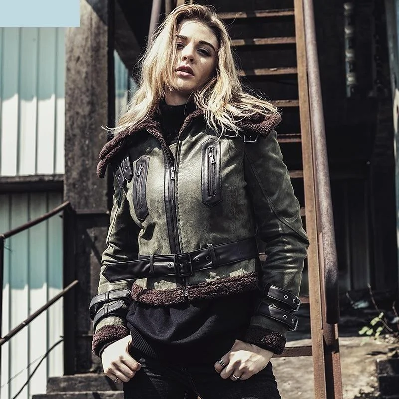 Women's waterproof parka coats with multiple pockets for practicalityWomen's Winter Leather Turn-down Collar Flight Jacket with Faux Fur Women's waterproof parka coats with multiple pockets for practicalityWomen's Winter Leather Turn-down Collar Flight Jacket with Faux Fur