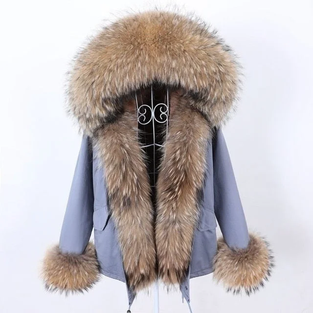 Quilted down women's coats with removable hoods for outdoor activitiesWomen's Winter Thick Warm Parkas with Natural Racoon Fur Sleeves and Collar