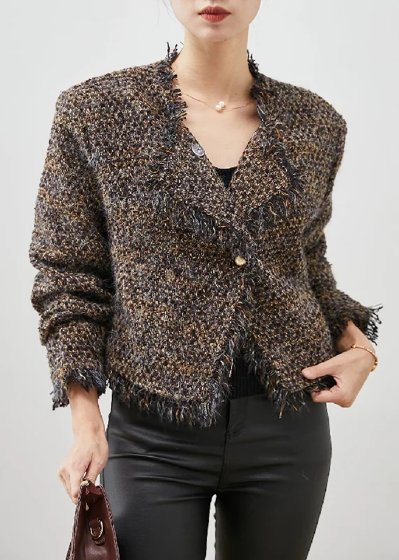 Embroidered women's cotton coats in a bohemian pattern for a unique designBeautiful Black V Neck Duck Down Filled Short Coats Winter Embroidered women's cotton coats in a bohemian pattern for a unique designBeautiful Black V Neck Duck Down Filled Short Coats Winter