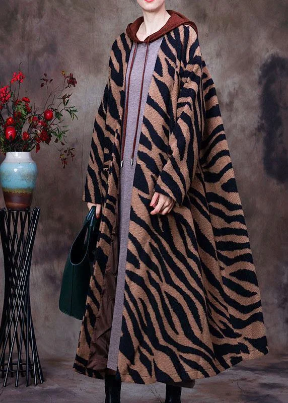 Oversized women's wool coats in a monochromatic look for a trendy outfitBoutique Leopard V Neck Bat wing Sleeve fashion Winter Woolen Coats Oversized women's wool coats in a monochromatic look for a trendy outfitBoutique Leopard V Neck Bat wing Sleeve fashion Winter Woolen Coats