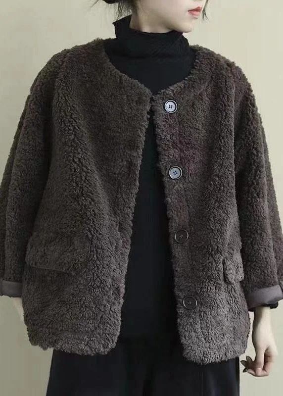 Women's knee - length wool blend coats with a fur collar for added warmthCoffee Loose Pockets Button Fall Long sleeve Coat Women's knee - length wool blend coats with a fur collar for added warmthCoffee Loose Pockets Button Fall Long sleeve Coat