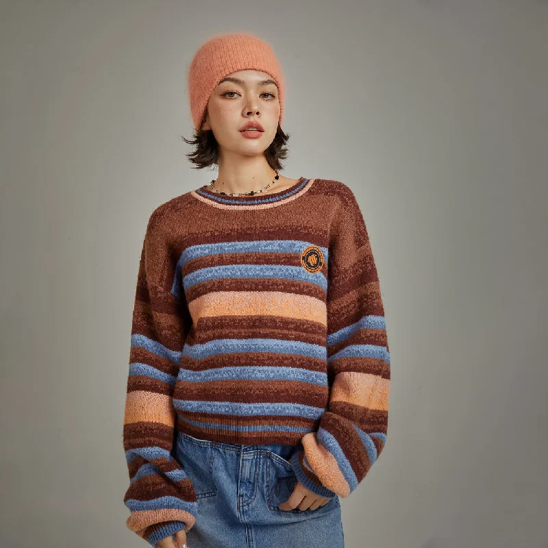 Plus Size Women's Ruffled Hem Sweaters in Floral PrintsLogo Striped Loose Fit Knit Sweater Plus Size Women's Ruffled Hem Sweaters in Floral PrintsLogo Striped Loose Fit Knit Sweater