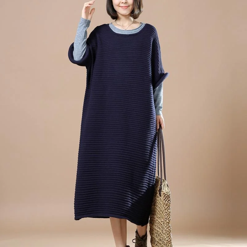 Belted women's cashmere coats in soft pastels for a luxurious feelHalf sleeve long sweater coats in navy Belted women's cashmere coats in soft pastels for a luxurious feelHalf sleeve long sweater coats in navy