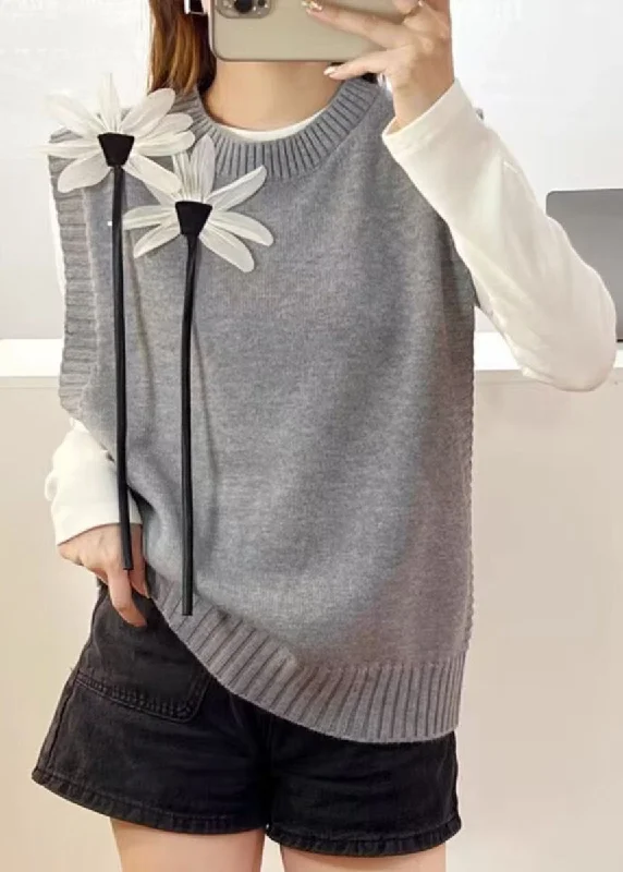 Oversized women's wool coats in a monochromatic look for a trendy outfitLoose Grey O-Neck Floral Knit Waistcoat Sleeveless Oversized women's wool coats in a monochromatic look for a trendy outfitLoose Grey O-Neck Floral Knit Waistcoat Sleeveless